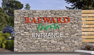 Raeward Fresh Entrance